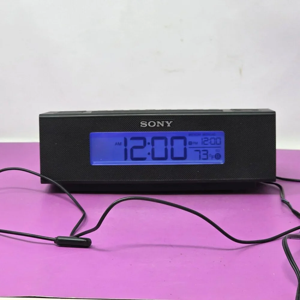 Sony‎ Black Digital Alarm Clock Radio With Nature Sounds & Snooze Function Works